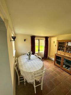Walnut Cottage, Framlingham - 1