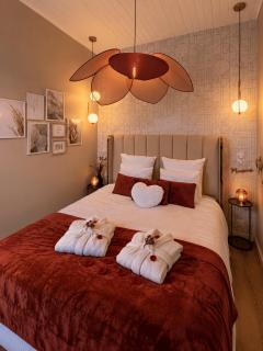 KalypsÔ Suite 5 étoiles Balnéo & sauna privatifs - 8