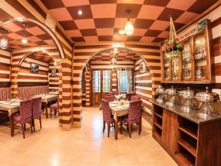 The Luxury Stay, Darjeeling - Hotel Bwy Premium Mall Road Residency & Leisure Stay - 2