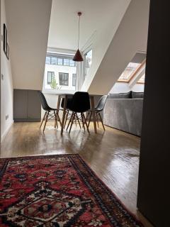M40 Central Apartment - 2