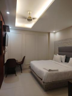 Hotel Sky Line - 7