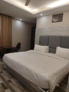 Hotel Sky Line - 3