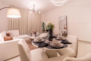 Yas Island Gem Modern 1BR Apartment - 6