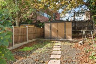 Cosy GF Gem with Garden Fast Central London Access - 9