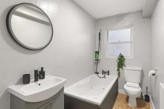 Cosy GF Gem with Garden Fast Central London Access - 2