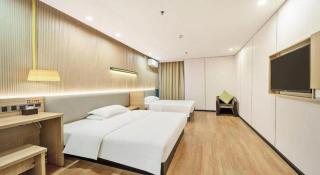 IU Hotel Langzhong Ancient City Scenic Spot - 9