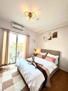 Studio unit with balcony Near Roxas night market - Dávao - 0