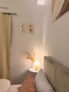 Studio unit with balcony Near Roxas night market - Dávao - 7