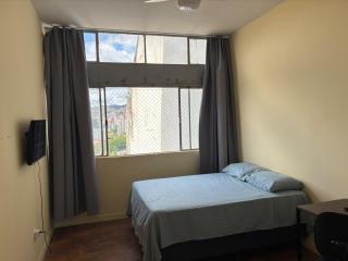 Quarto privativo Centro Lourdes de Belo Horizonte - 1