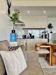 Comfortable One Bedroom Residence Riara Road - 2