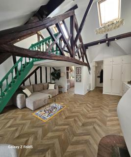 Le Cathédrale - air-conditioned, cozy, central and offbeat - 8