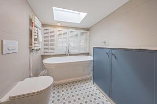 Deco with terrace by OneApartments - 9