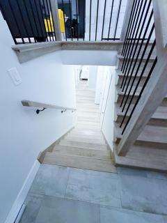 Private 3 Bedroom Full House Near Magnetic Hill - 6