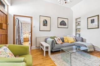 Charming 2-BR Cottage 3 minutes from Aviva Stadium - 0