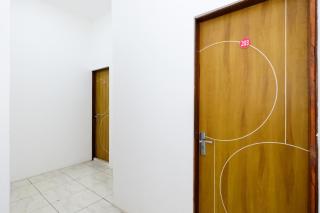 RedDoorz near GOR Jatidiri Semarang - 7