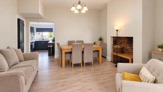 Cosy 4 bedroom house - 6
