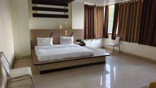 SMJ International Hotel - 1