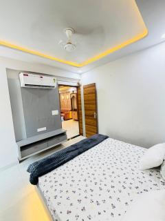 Bishnoi apartment - 6