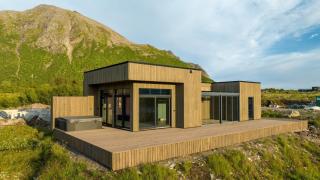 Lofoten Cabin, Glass Winter Garden, Sea-View Jacuzzi - 5