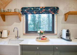 Woodland Park Lodges - 9