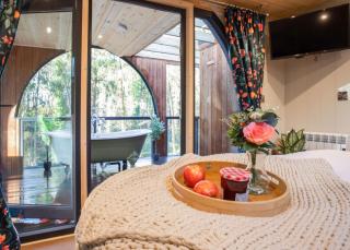 Woodland Park Lodges - 1