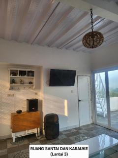 Rumah Freddy Homestay - 2