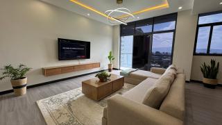 2BR Near Downtown & Airport - Secure, Peaceful - 9