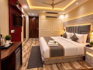 Hotel Signature Transit by Tranquil Group - 9