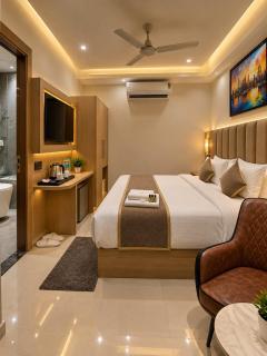 Hotel Signature Transit by Tranquil Group - 7