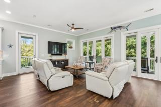 316 E Hudson - The High Tides - Hot Tub - 4 Bedrooms - 1