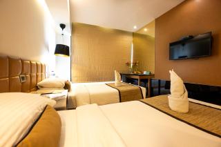 Hotel Palace Heights - 1