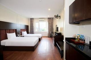 May Hotel - 9
