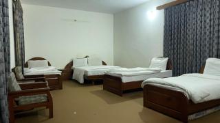 Larosh Hotel Kalam Valley - 3