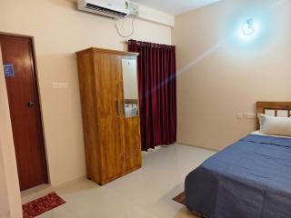 Krishna Stay Deluxe 2BHK 170m from Guruvayur temple - Guruvāyūr - 3