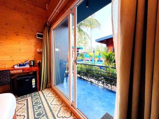 Oyster Bay Beach Resort - 2