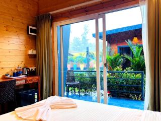 Oyster Bay Beach Resort - 3