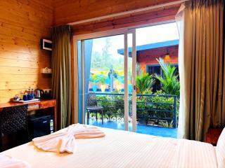 Oyster Bay Beach Resort - 5