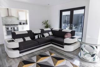 Contractors, 4BR, Parking, Cardiff, LONG STAYS - 0