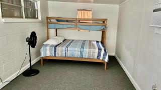 Tower View Pet-Friendly 2BR Retreat - 7