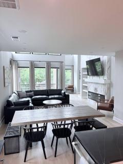 Modern luxury in historic downtown McKinney - 5