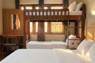 Monti homestay - 8