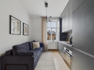 1BR Riga City Centre apartment, with bath & desk - Riga - 4