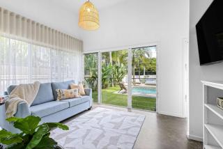 Barra Luxe Beach House 4BR Yaroomba Beach Stay - 1