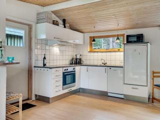 Holiday Home Joosua - 400m from the sea by Interhome - 1