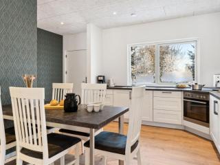 Holiday Home Scalli - 1-5km to the fjord by Interhome - 1