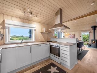 Holiday Home Effie - 500m from the sea by Interhome - 1