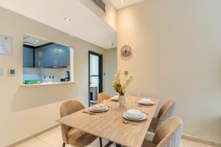 RH- City Living in Style, Large 1 BR with open Terrace, Dubai Marina - 2