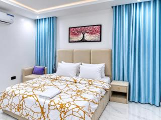 Jaycee 1 bedroom luxury - 4
