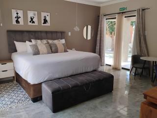 Petalite Villa - 5