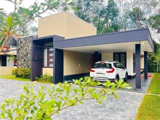 ETSA Luxury Pool Villa for 30 Guests in Thodupuzha - 7